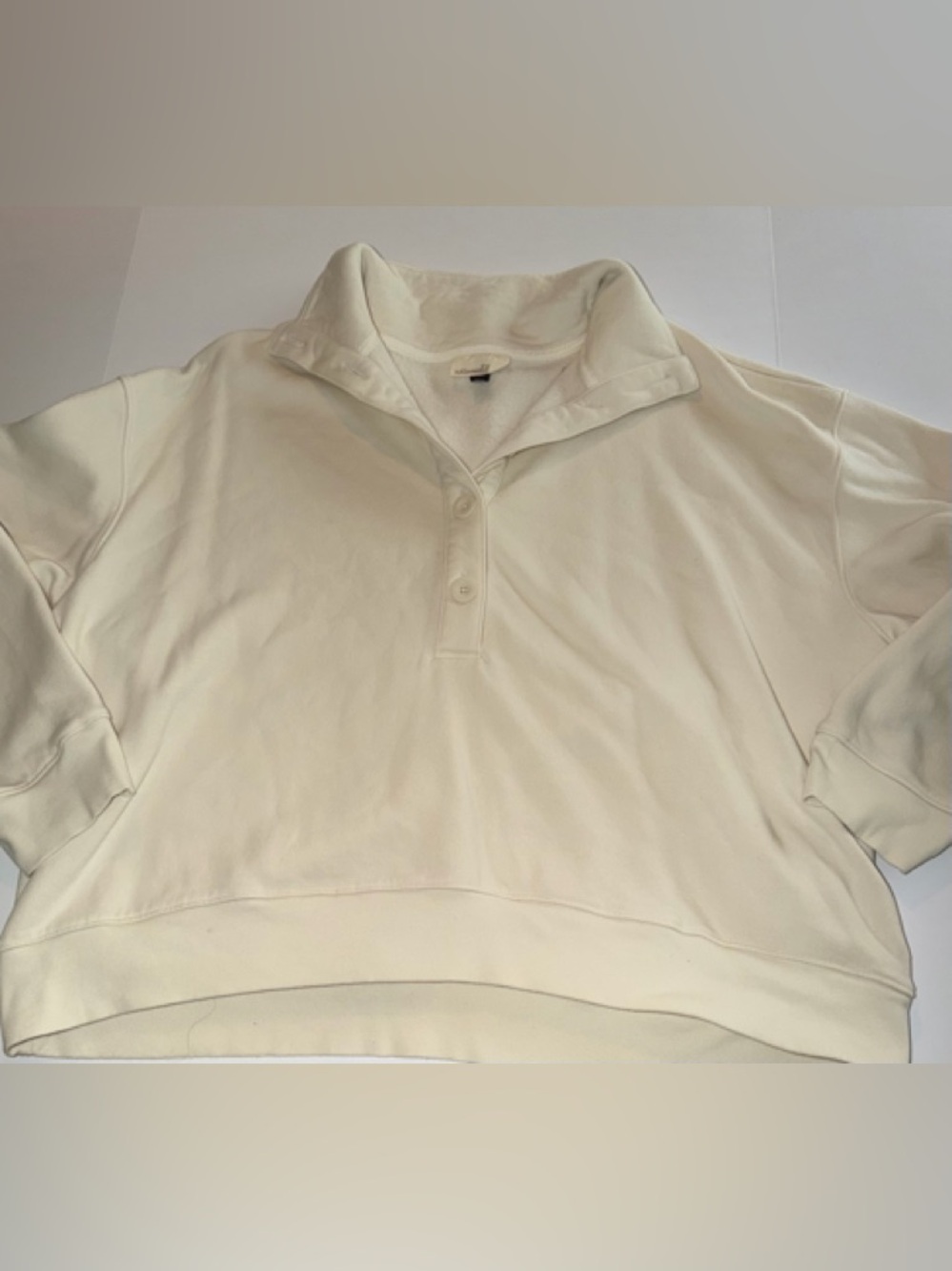Universal threads button down pullover sweatshirt